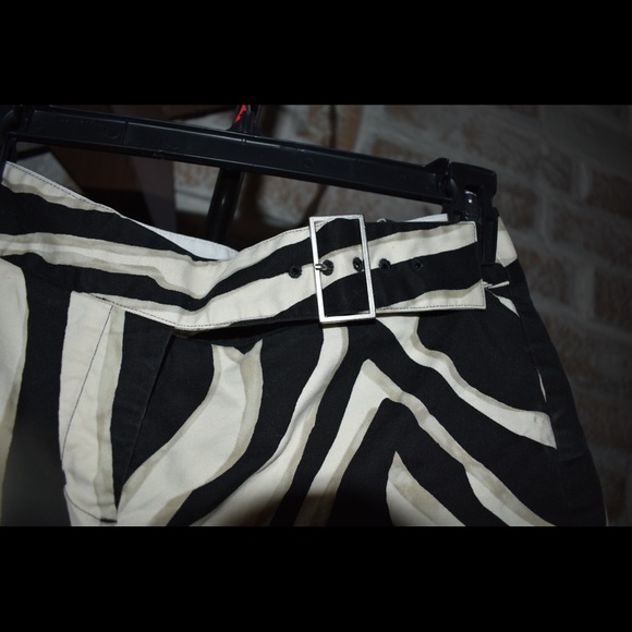 ☀️3/$25☀️ Express Design Studio Editor Shorts - Picture 4 of 7